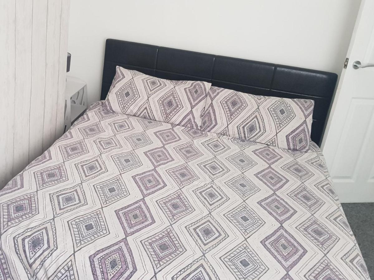 Room In A Shared House! 리버풀 외부 사진